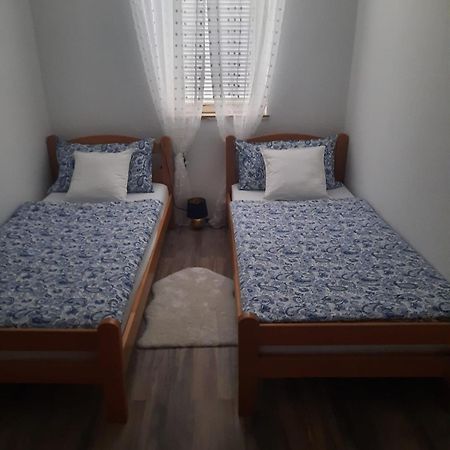Apartment Orchidea Izola Exterior foto