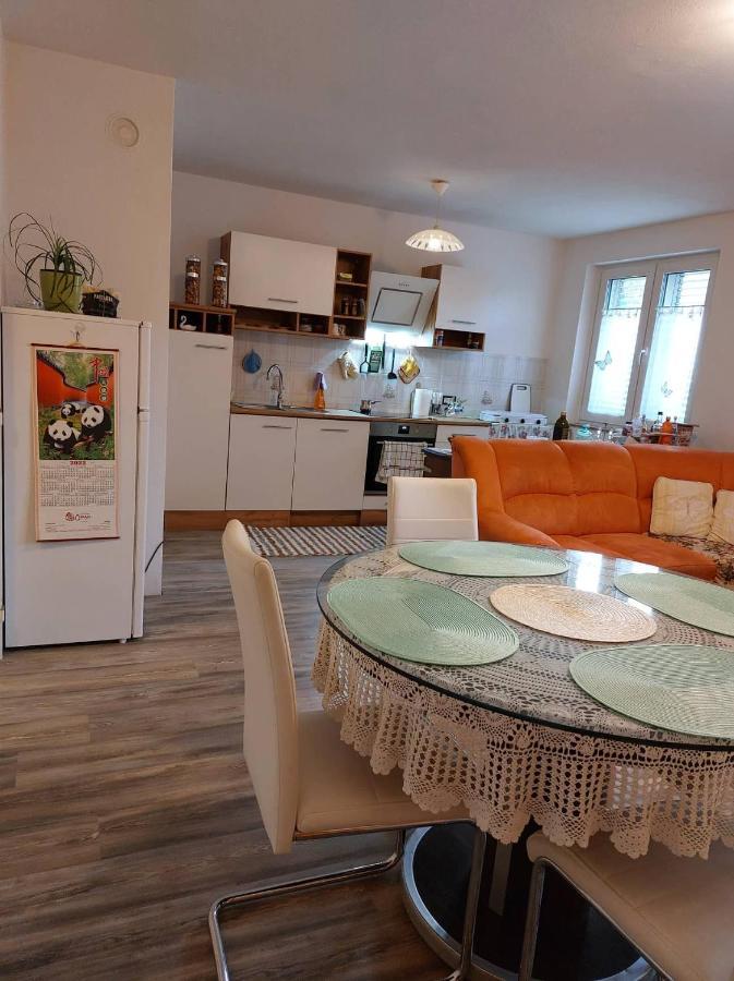 Apartment Orchidea Izola Exterior foto